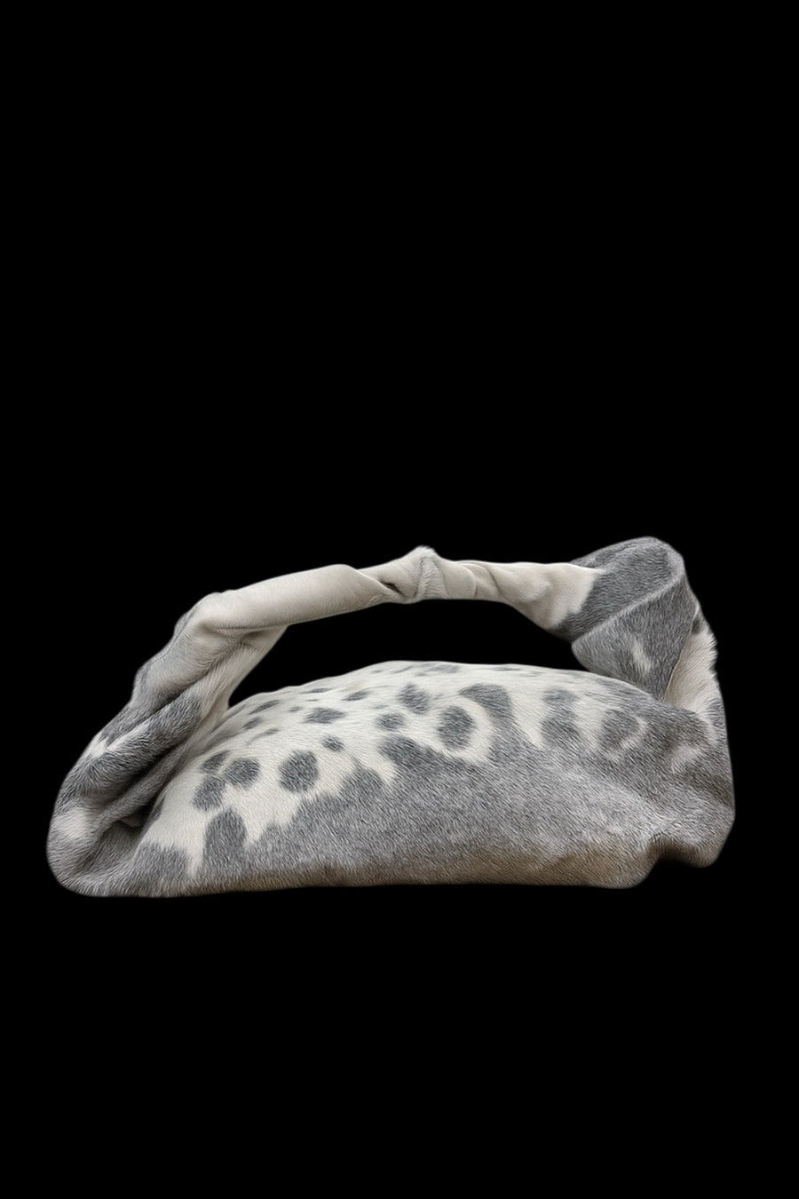 Medium Cowhide Shoulder